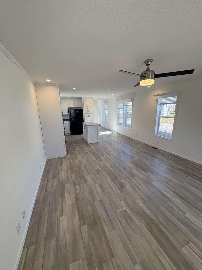 Photo - 19900 128th St