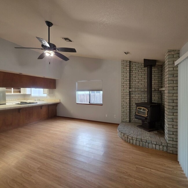 Photo - 651 Country Oak Dr