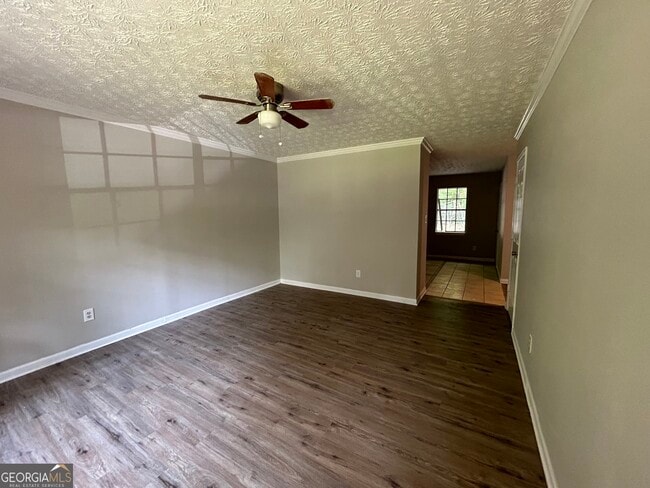 Photo - 105 Meadowbrook Ct