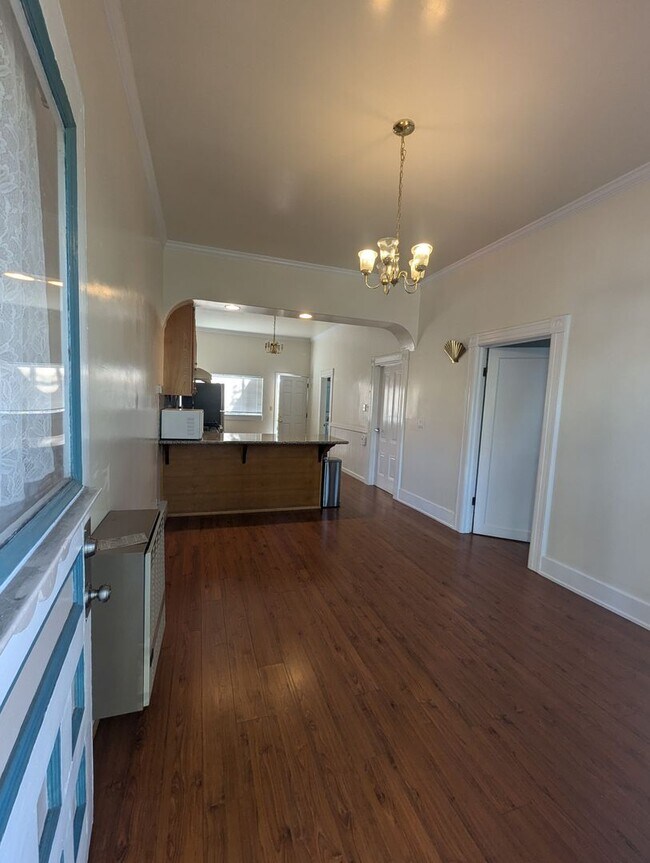 Adorable and Historic Home in West Alameda House Rental in Alameda