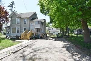 Building Photo - 105 N Jefferson St Unit 2 Rental