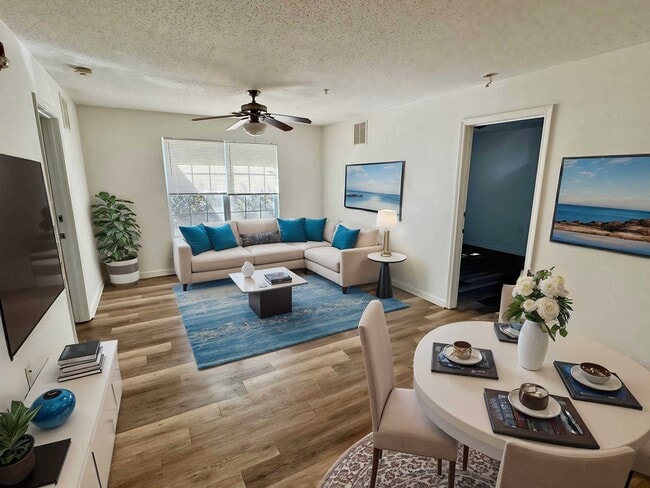 Photo - 3000 S Adams St Unidad 834