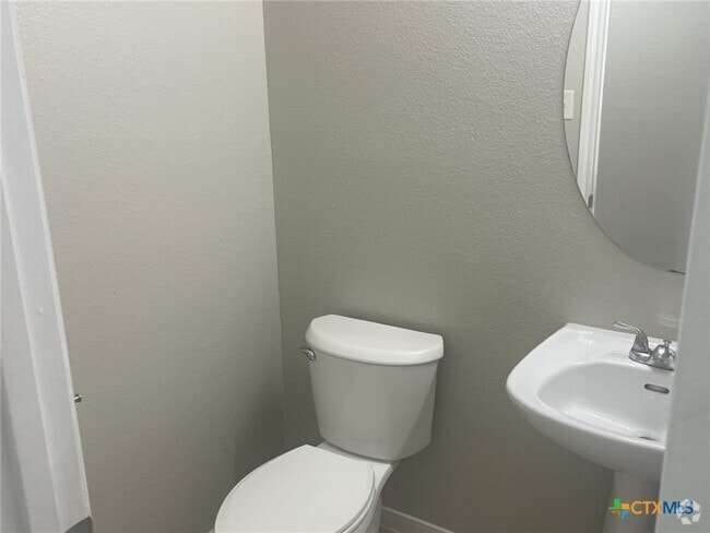 Building Photo - 4616 Indigo Dr Rental