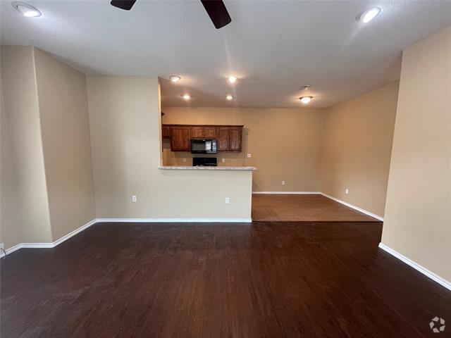 Building Photo - 7518 Novella Dr Rental