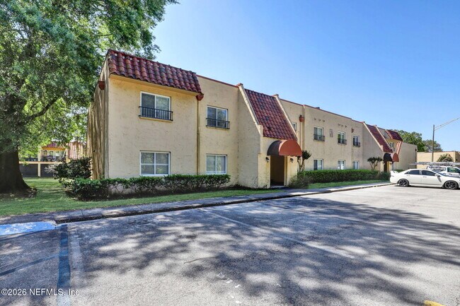 Photo - 3918 La Mirada Dr N Unit 3