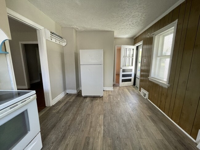 Photo - 177 Daniels Pl