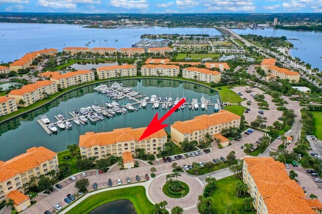 Photo - 9 Harbour Isle Dr E Condo Unit Ph04