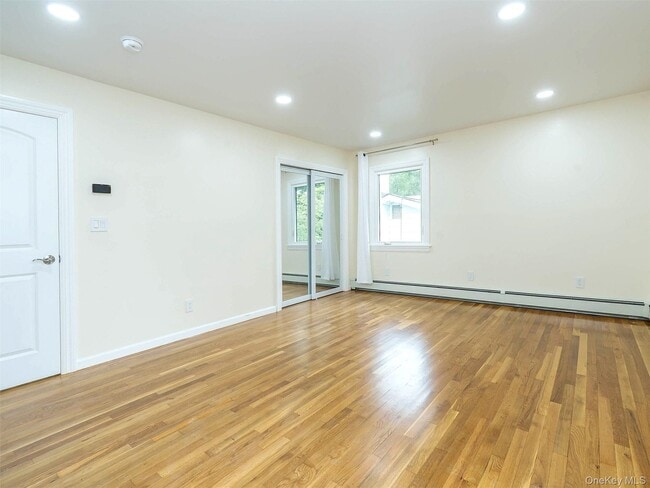 57 Sandy Hollow Rd