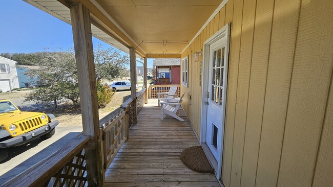 Photo - 2038 Norfolk St