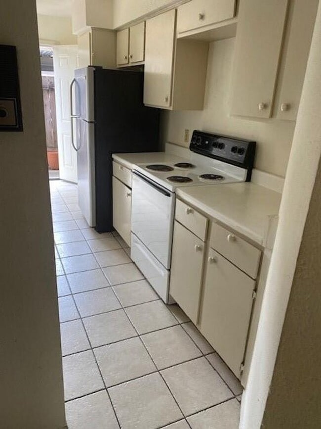 Photo - 2 Bed 2.5 Bath