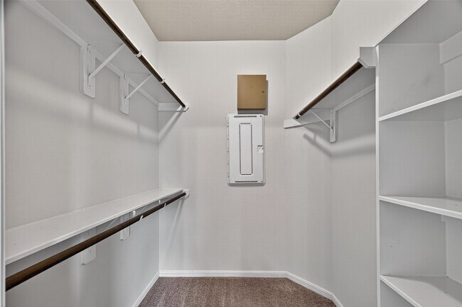 Photo - 1218 Red Hills Dr