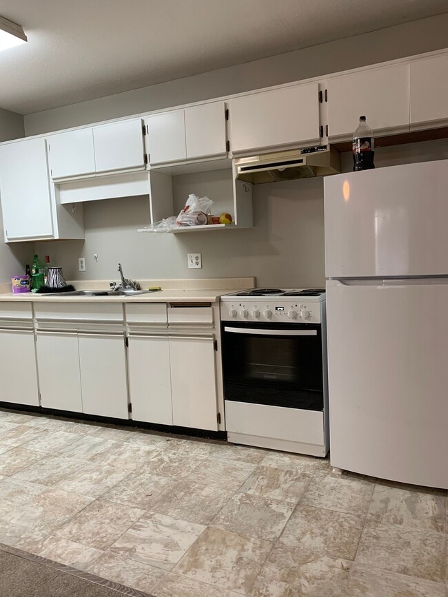 Building Photo - 5662 Vedder Road35 Unit 35