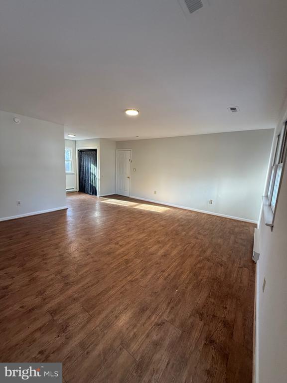 Photo - 4364 Albemarle Ct