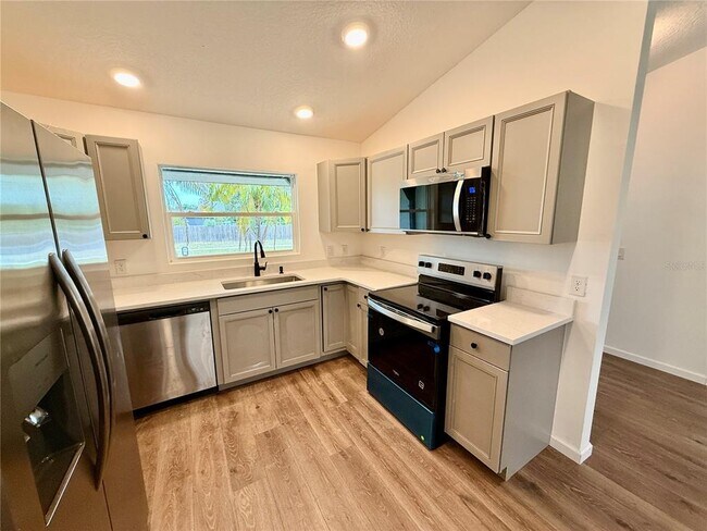 Photo - 7818 Kensingham Ct