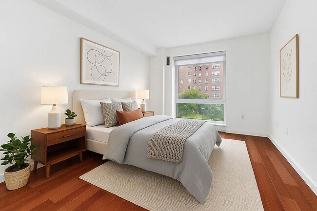 Photo - 2130 Adam Clayton Powell Jr Blvd Unidad 3CA