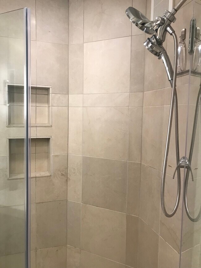 Photo - 613 SW Arboretum Cir Unit B