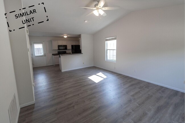 Photo - 3300 E St Charles Rd