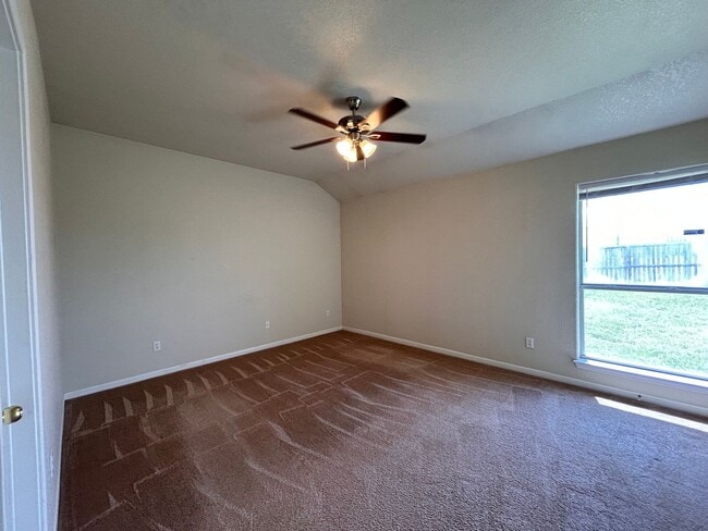 Photo - 1908 Charleston Ct Unidad B