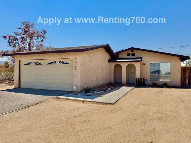 Building Photo - 3 Bed 2 Bath Home Near Military Base!