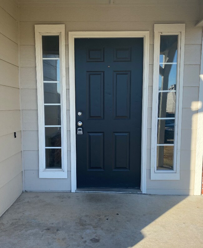 Photo - 955 Hamilton Falls