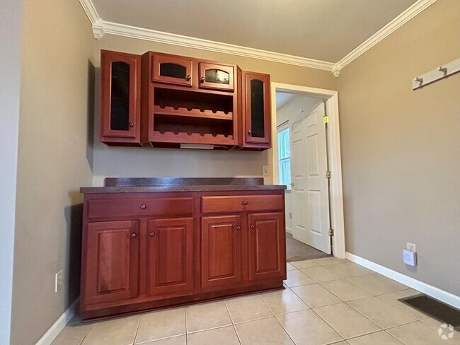 Building Photo - 45 Cintra Ln W Rental
