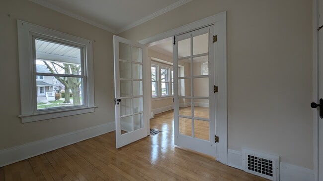 Photo - 569 N 65th St Unidad Lower