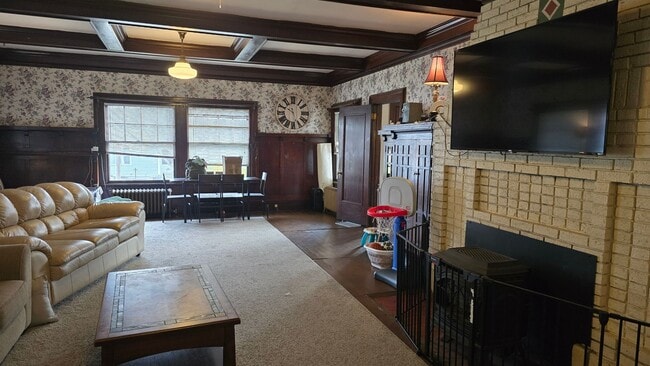 Photo - Great home in central La Grande