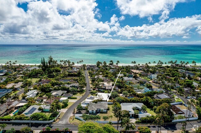 Building Photo - Mid-century modern Kalaheo Ave. Beach side... Rental