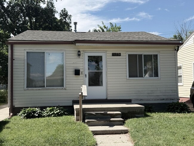 Building Photo - Cozy 2 bedroom Ranch in Warren