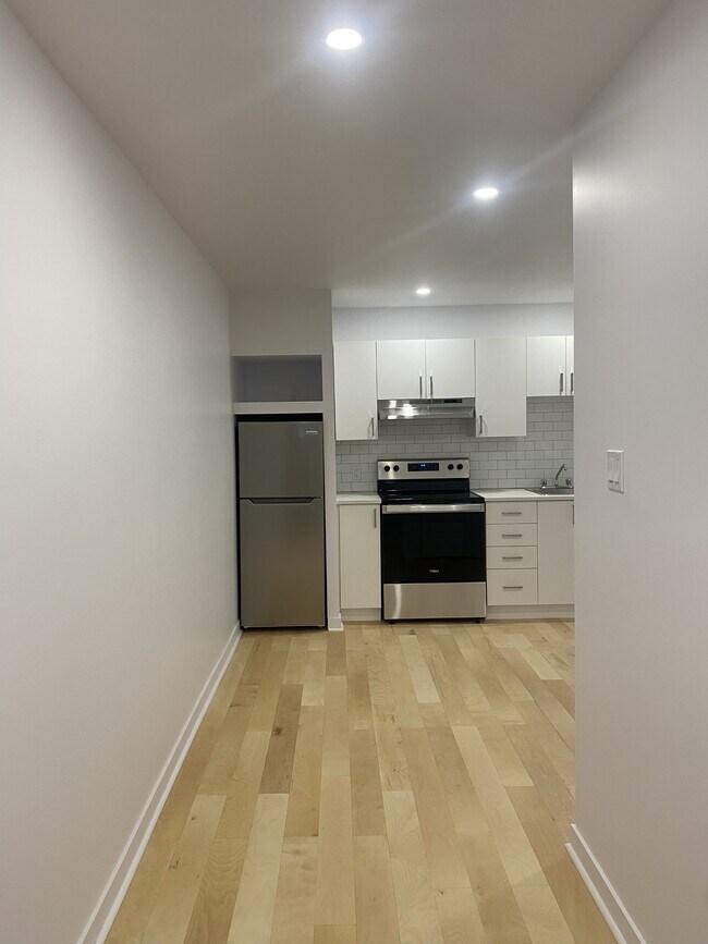 Photo - 5491 Av. Victoria Unité 120