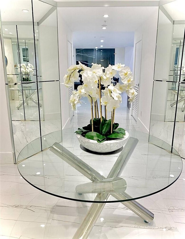 Photo - 350 SE 2nd St Unidad GPH-90