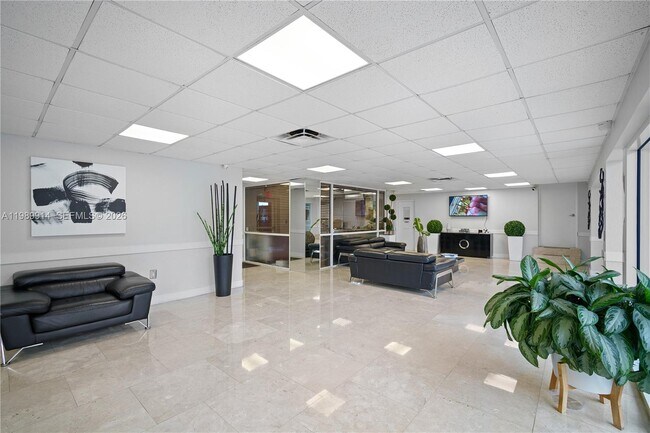 Photo - 7904 West Dr Unit 605