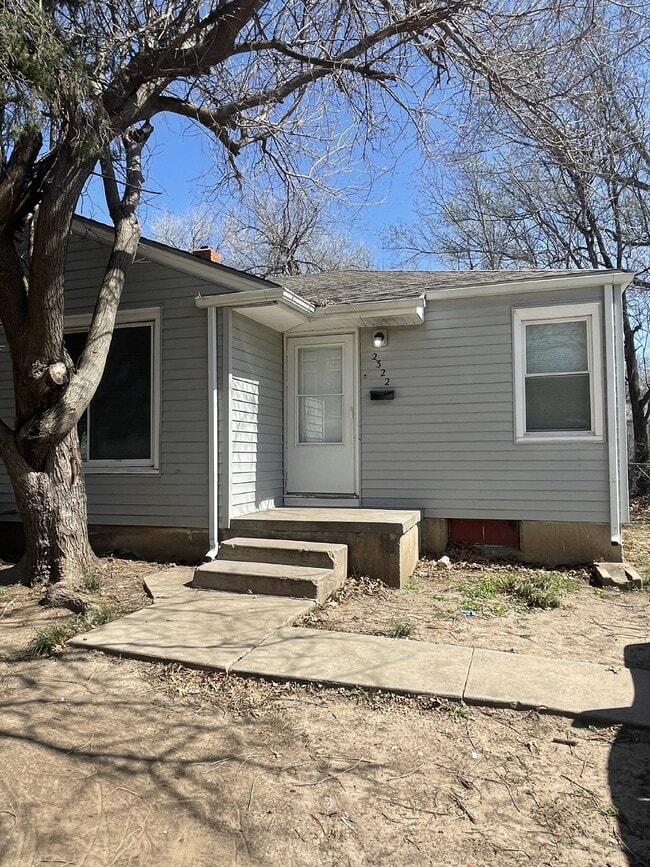 2322 S Broadview St, Wichita, KS 67218493... Apartment Wichita, KS