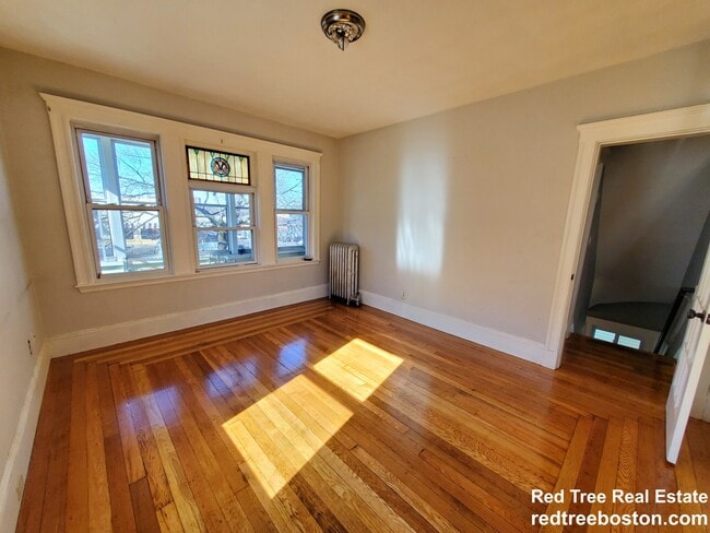 Photo - 623 Fellsway Unidad 2