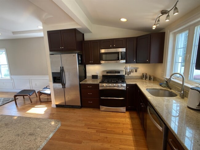 Photo - 11 Winthrop Ct Unit 1