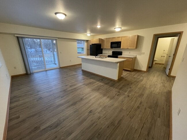 Kitchen/ Living Room