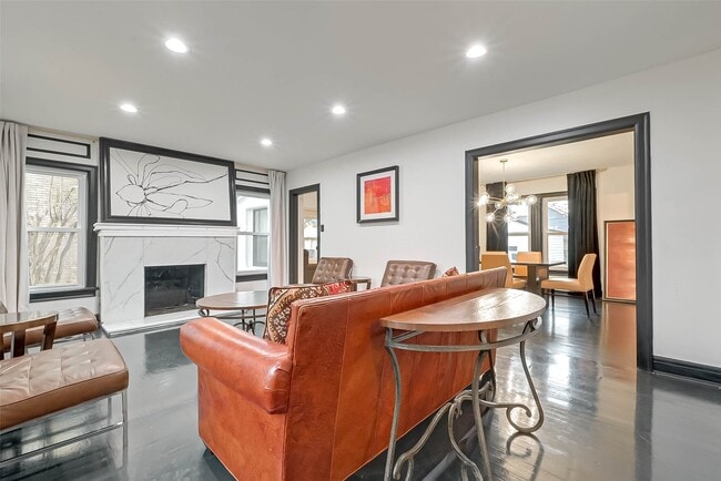 Photo - 3222 Oakdale St