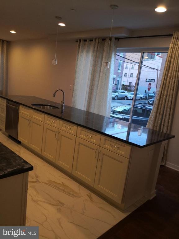 Photo - 615 N 10th St