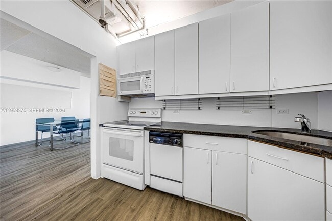 Photo - 20515 E Country Club Dr Unit PH-42