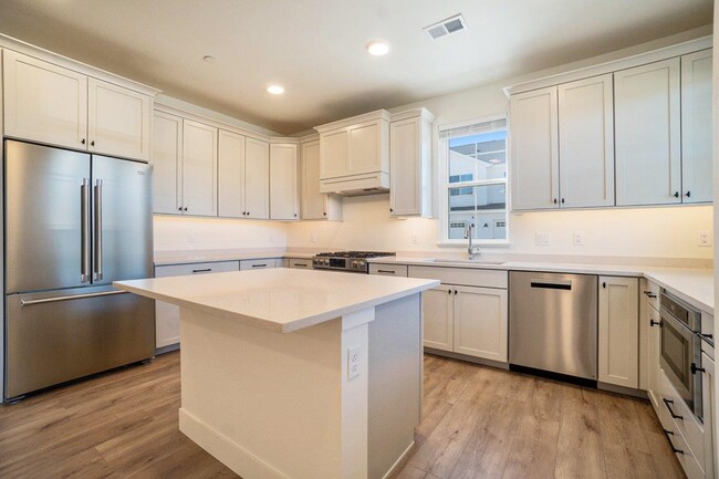 Photo - 3045 E Trilby Rd