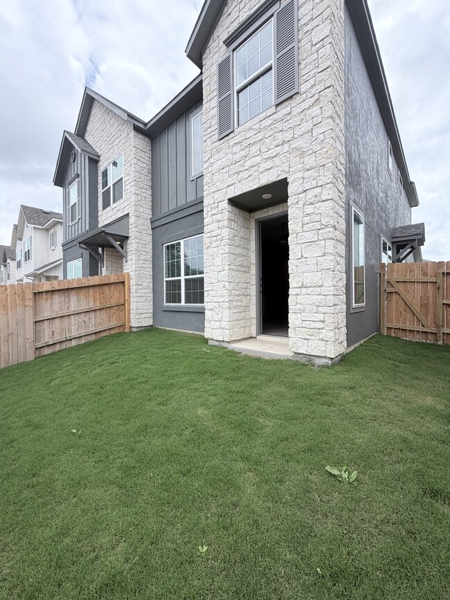 Building Photo - 1422 Copperleaf Ct