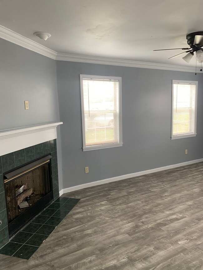 Photo - 105 Hines Blvd Unit D