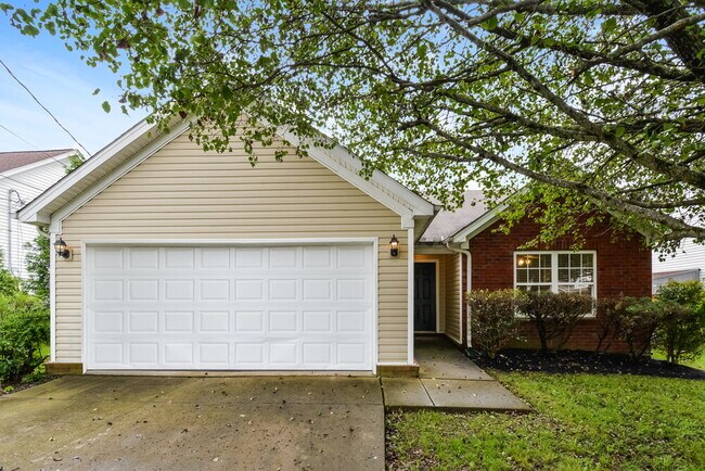 Photo - 3048 Ace Wintermeyer Dr House