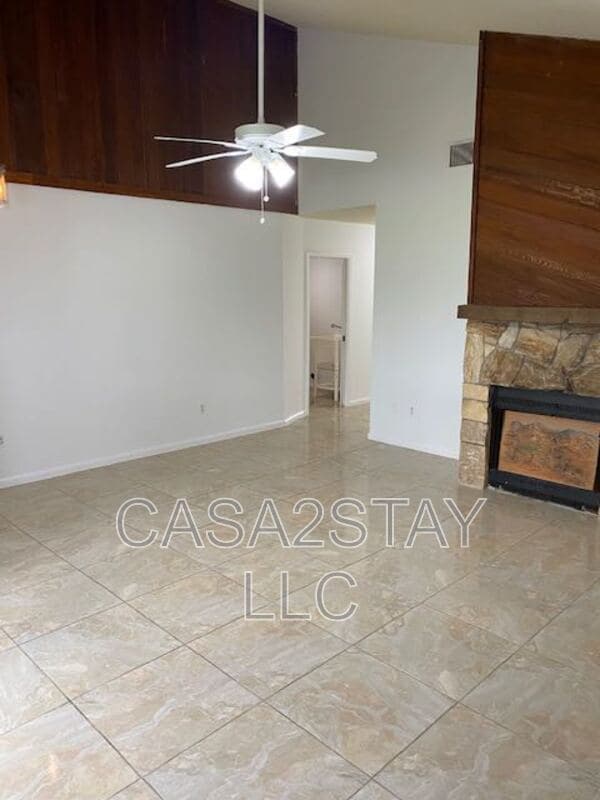 Building Photo - 7297-7297 Albany Rd Unit 1