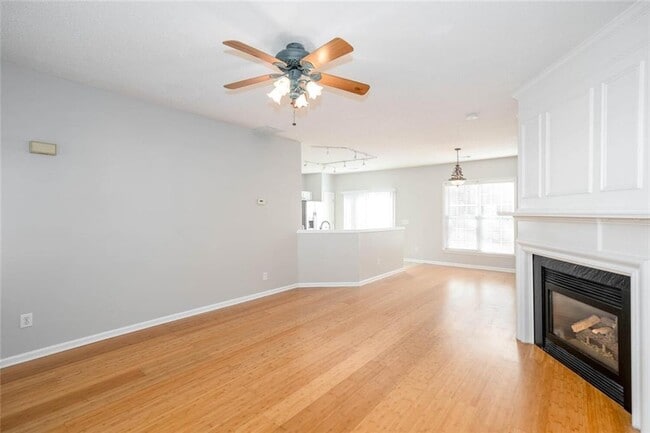Photo - 380 Wittenridge Ct