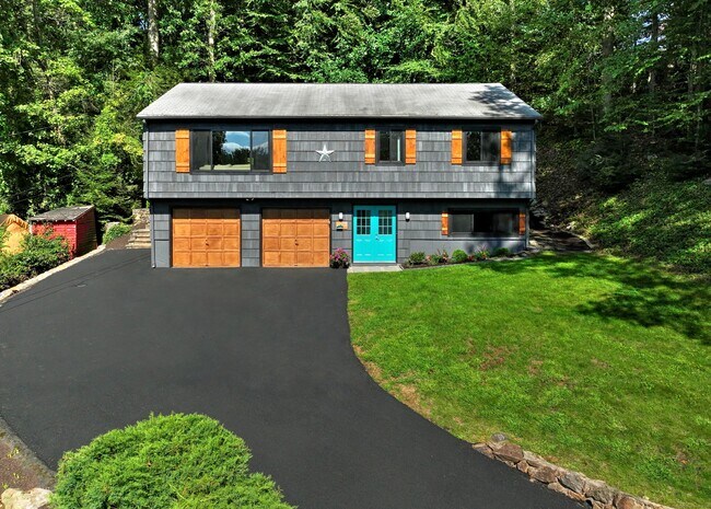 Photo - 138 Pinewood Trail