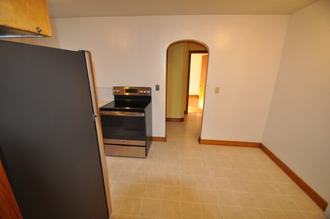 Photo - 941 Glenview Ave Unit #2