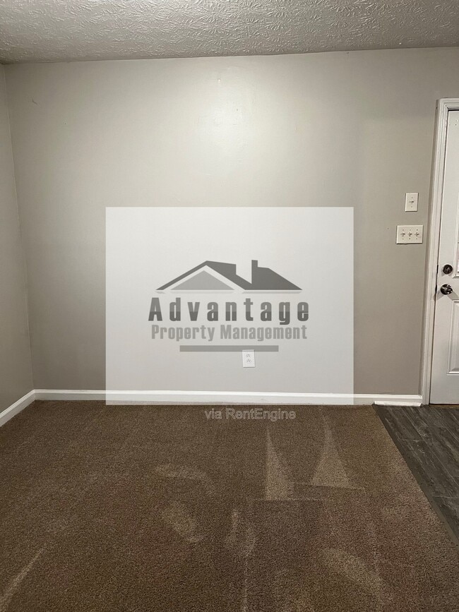 Photo - 5895 Jonesboro Rd