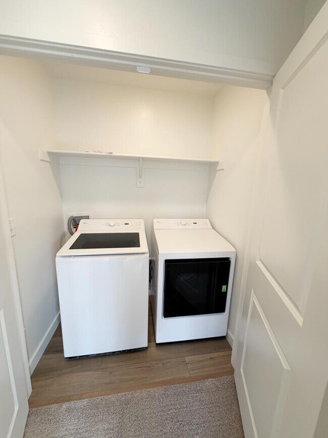 Photo - 496 S 1140 W