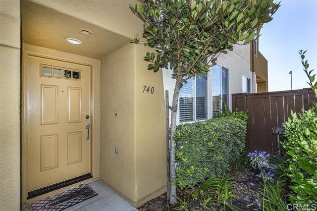 Building Photo - 740 Callecita Aquilla Sur